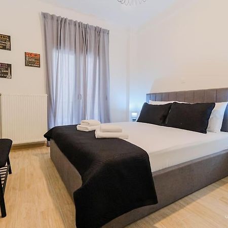 Theofilos Urban Apartment, Close To City Center Tessalónica Exterior foto